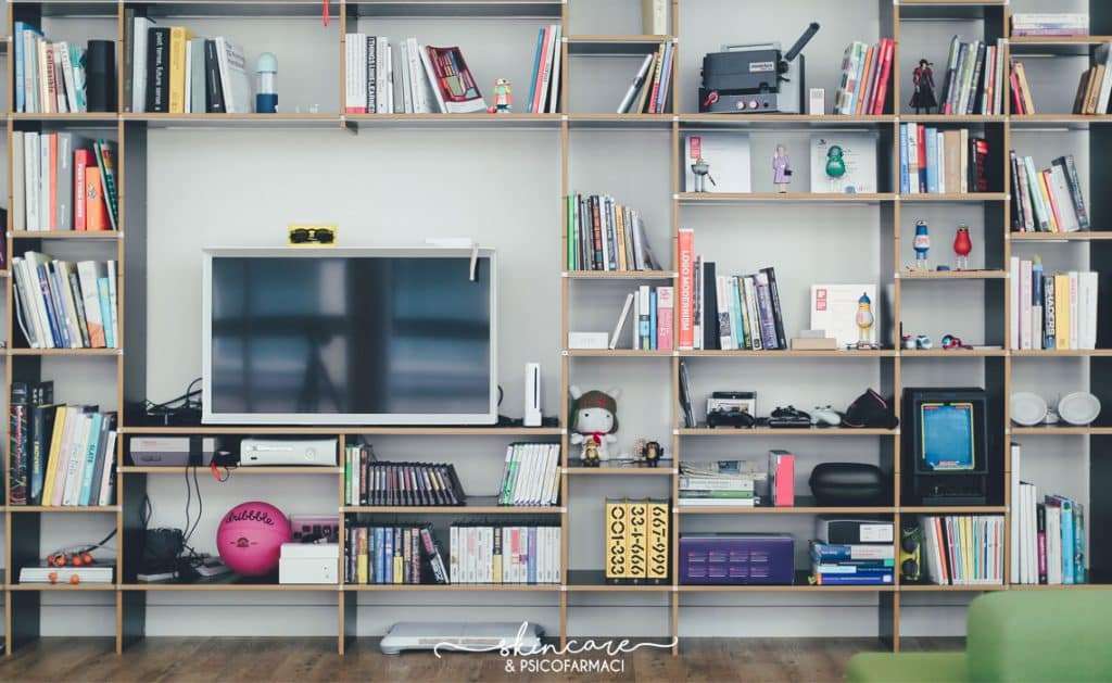 libreria a tutta parete